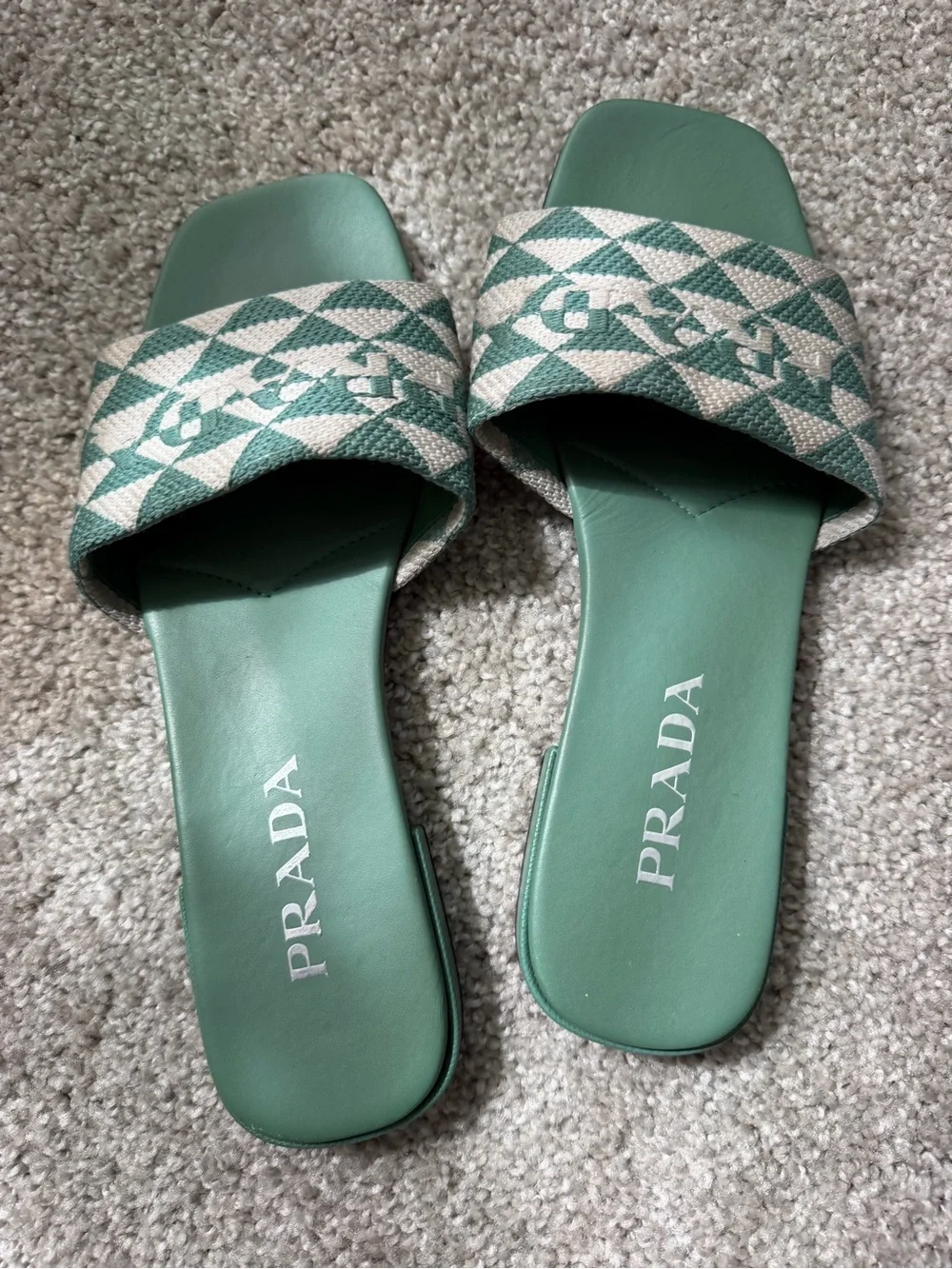 Prada Green Leather Slide Sandals with Patterned Jacquard Strap - Picture 4 of 4